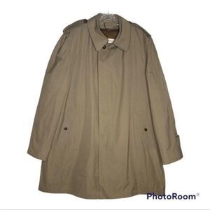 London Fog Trench Coat Men’s 44R Tan Button Front Casual Collared Winter